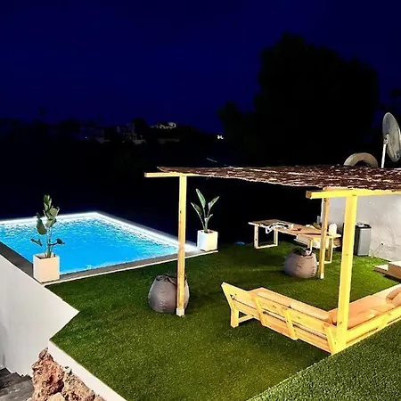 Centauro Villa Denia